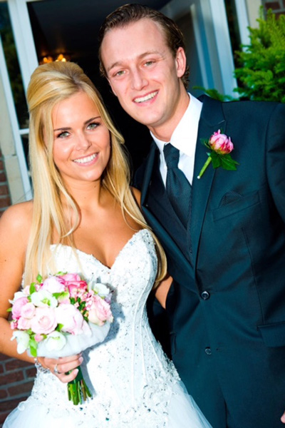 bride and groom wedding picture